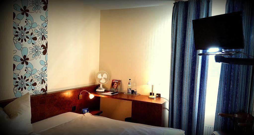 Hotel Primula Troisdorf Extérieur photo